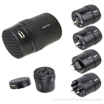 Universal Travel Adapter with USB (NSAPT010U)